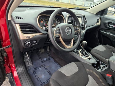 2017 Jeep Cherokee Sport