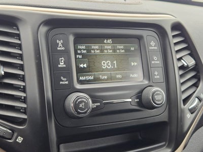 2017 Jeep Cherokee Sport