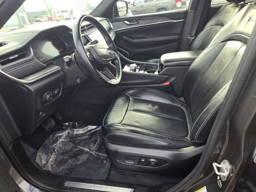 2022 Jeep Grand Cherokee Overland 4x4