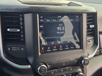 2020 RAM 1500 Big Horn Quad Cab 4x4 6'4" Box