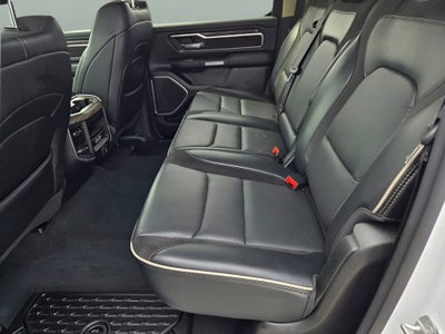 2020 RAM 1500 Laramie Crew Cab 4x4 5'7" Box