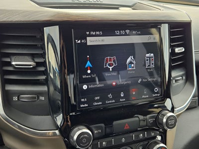 2020 RAM 1500 Laramie Crew Cab 4x4 5'7" Box