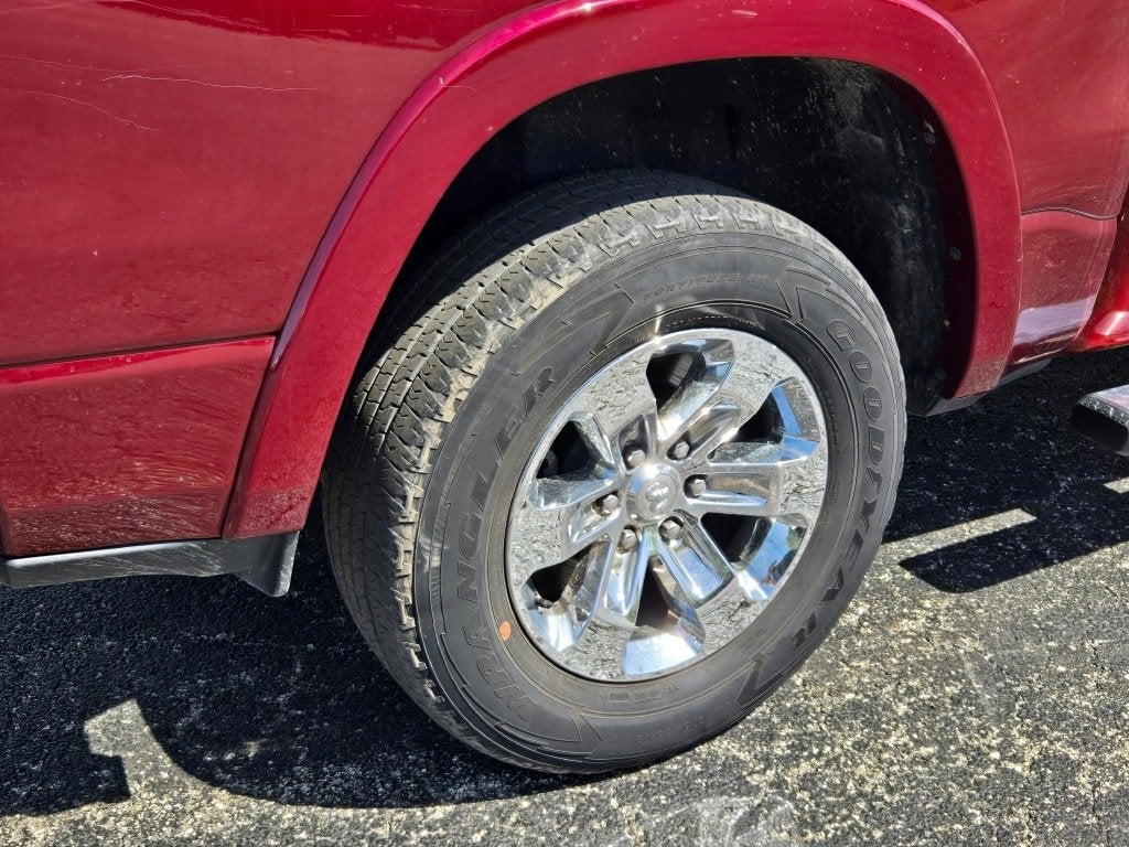 2021 RAM 1500 Laramie Crew Cab 4x4 5'7" Box