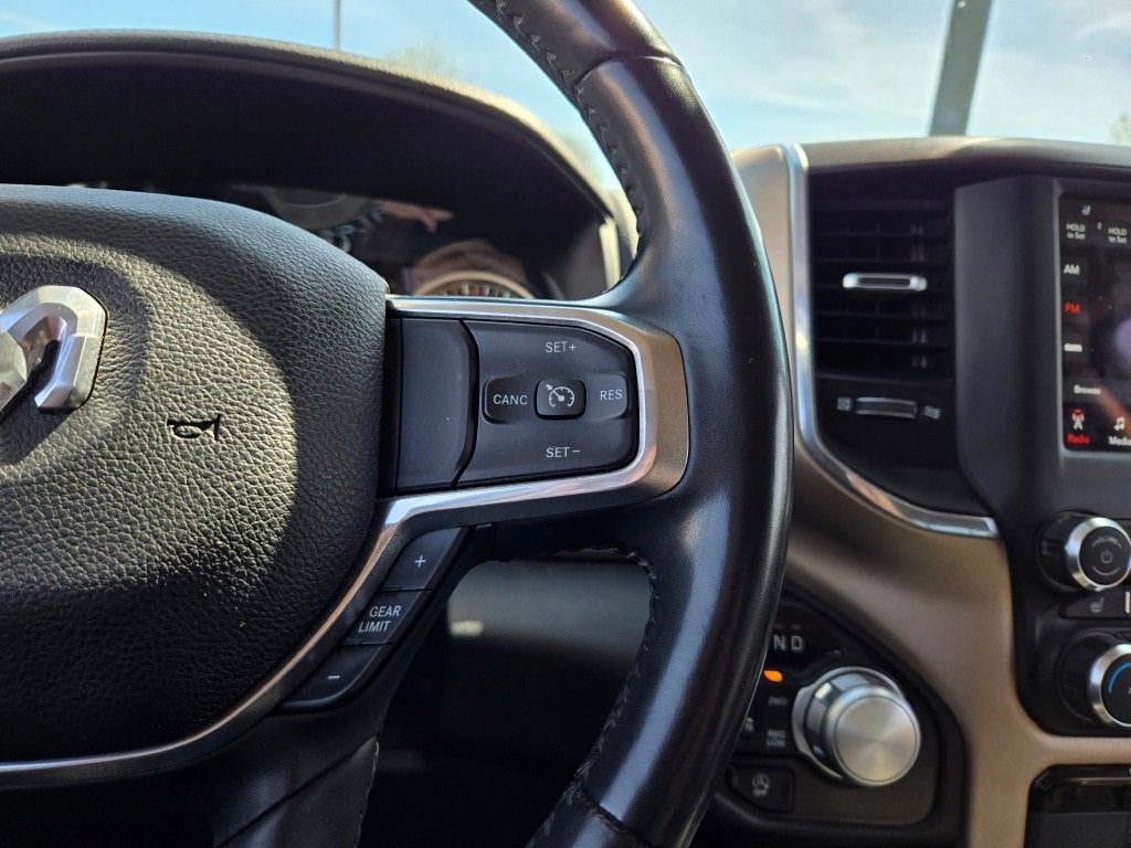 2021 RAM 1500 Laramie Crew Cab 4x4 5'7" Box