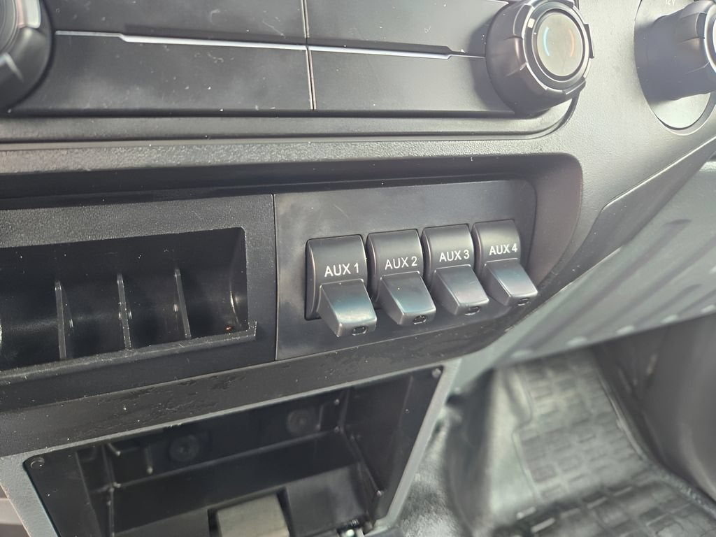 2015 Ford Super Duty F-550 DRW XL