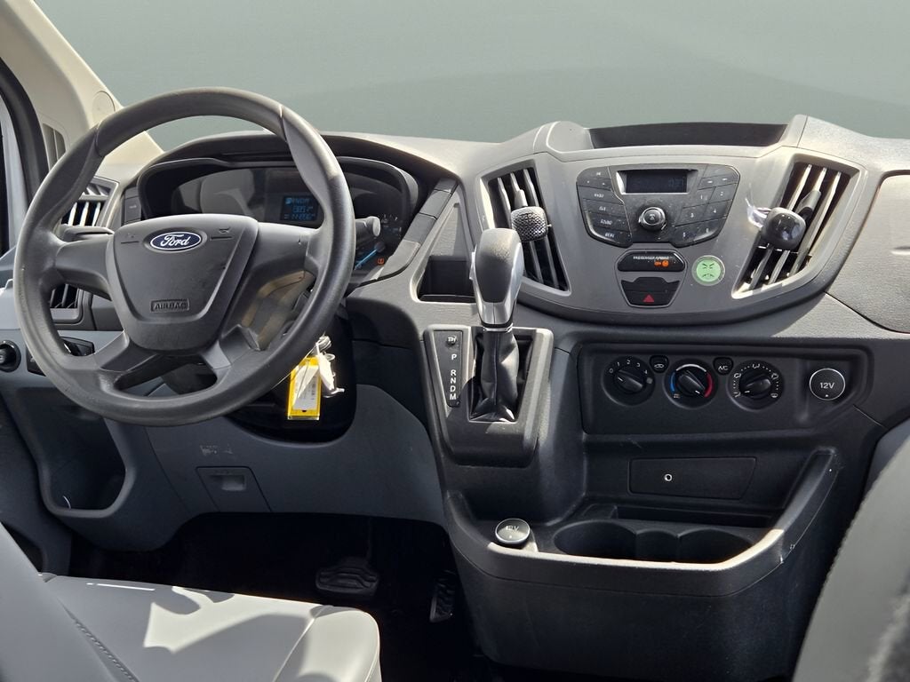 2017 Ford Transit-250 T-250 148 MD RF S