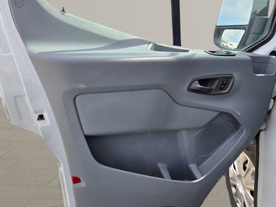 2017 Ford Transit-250 T-250 148 MD RF S