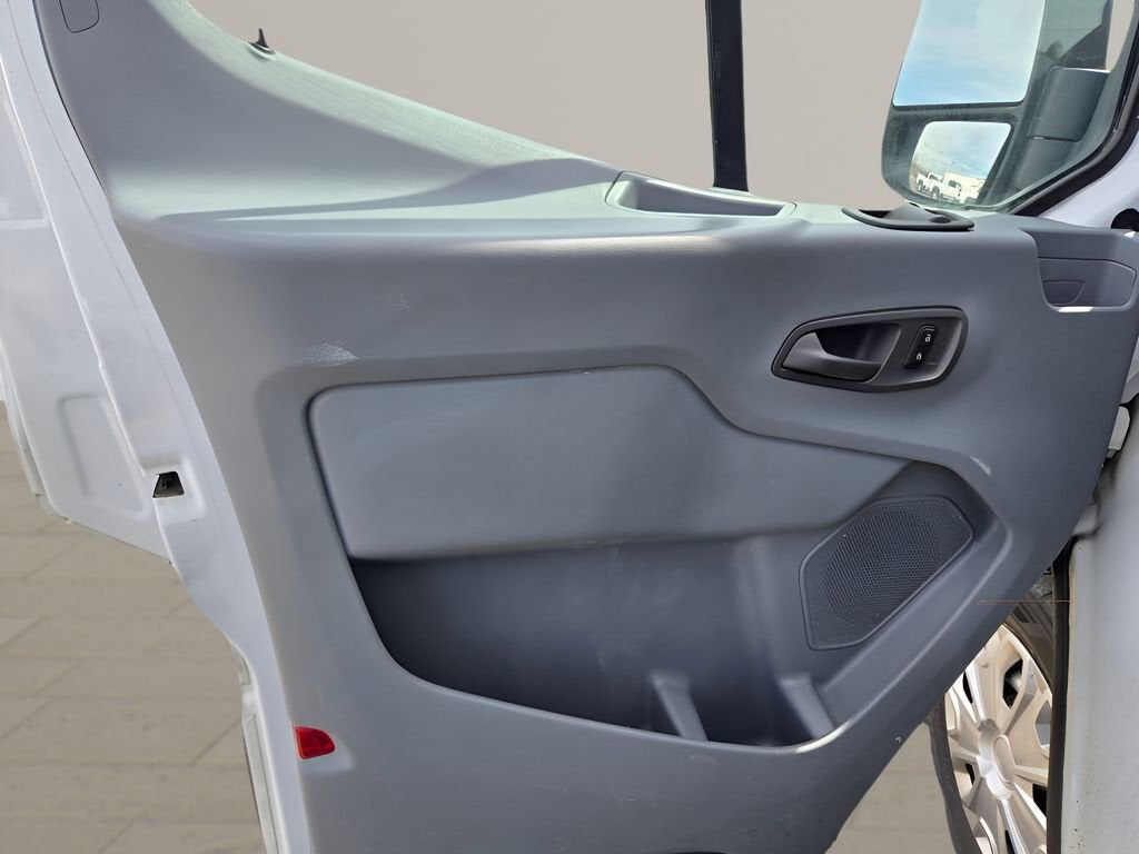 2017 Ford Transit-250 T-250 148 MD RF S