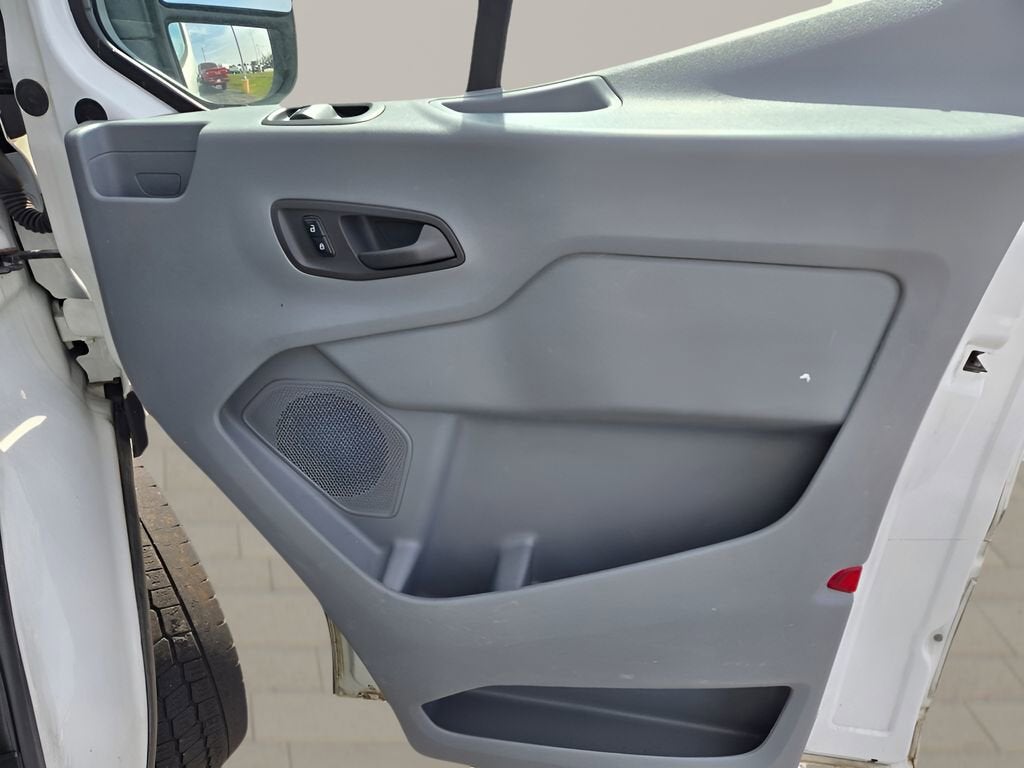 2017 Ford Transit-250 T-250 148 MD RF S