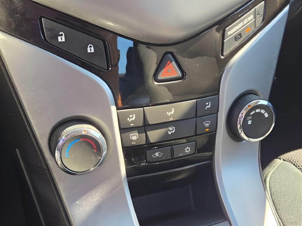 2012 Chevrolet Cruze LT w/1LT