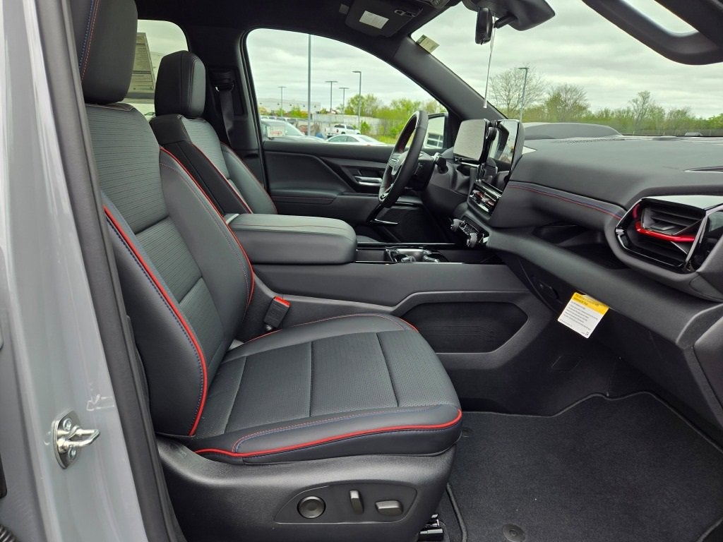 2025 Chevrolet Silverado EV RST - Max Range