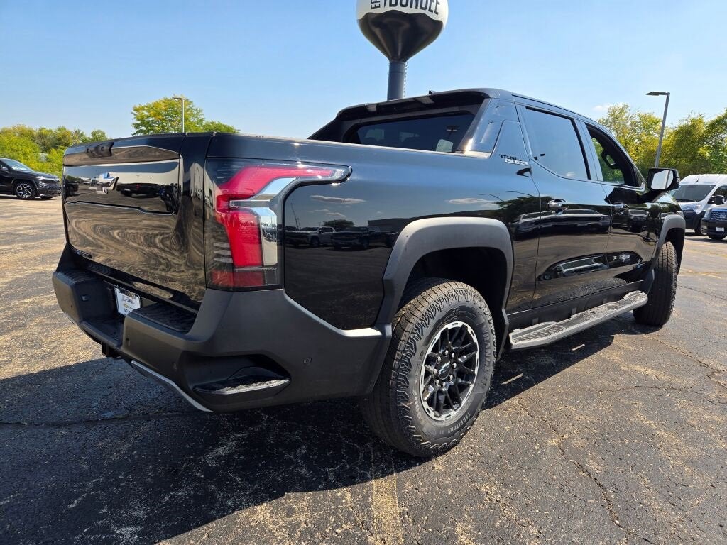 2026 Chevrolet Silverado EV Trail Boss - Max Range