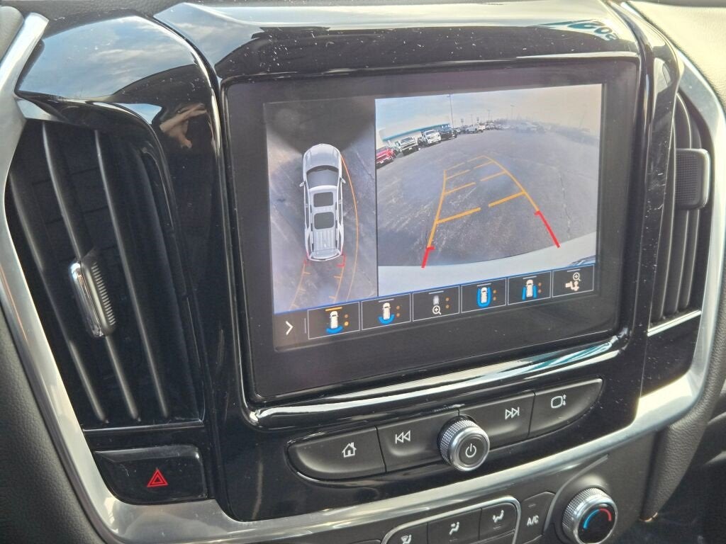 2021 Chevrolet Traverse RS