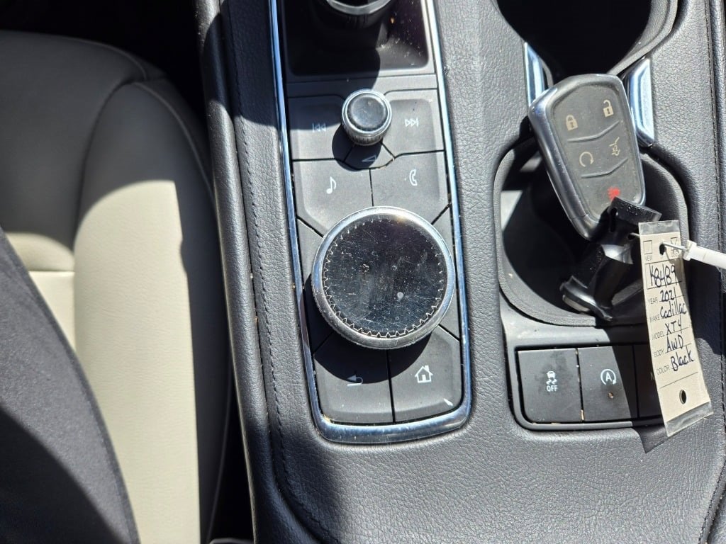 2021 Cadillac XT4 Luxury