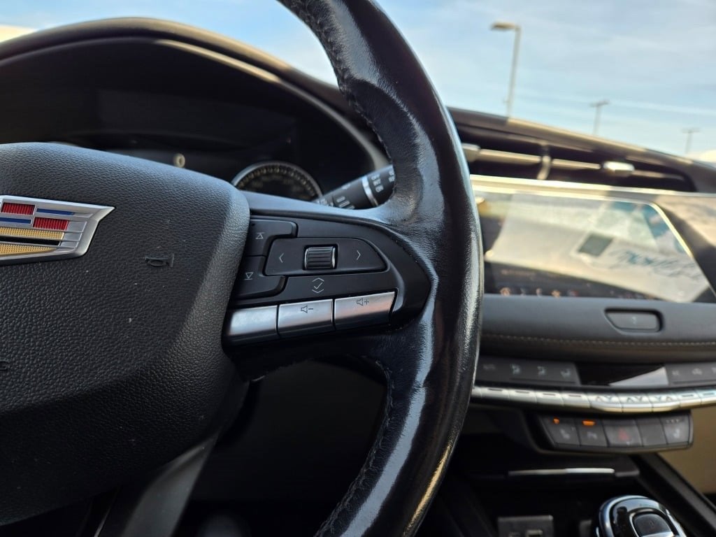 2021 Cadillac XT4 Luxury