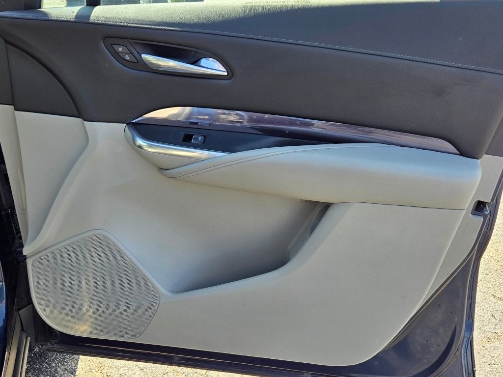 2021 Cadillac XT4 Luxury