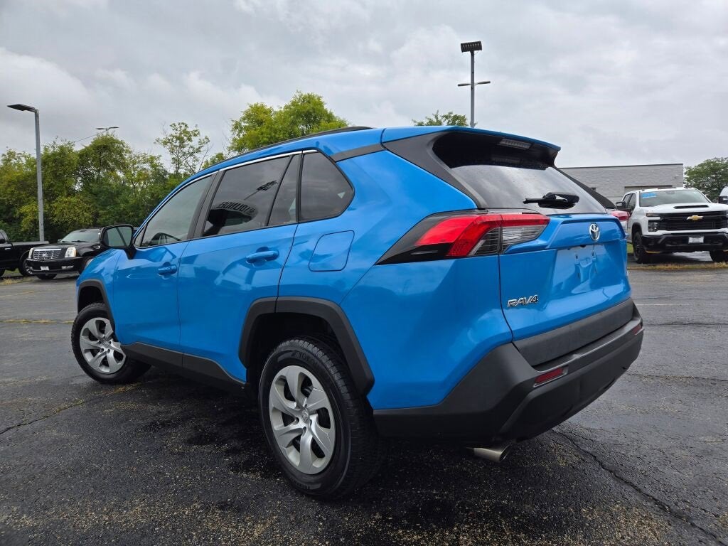 2021 Toyota RAV4 LE
