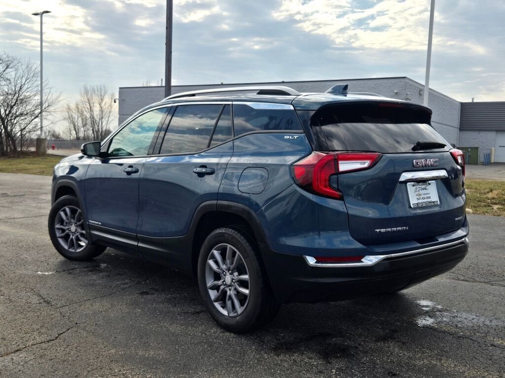 2024 GMC Terrain SLT