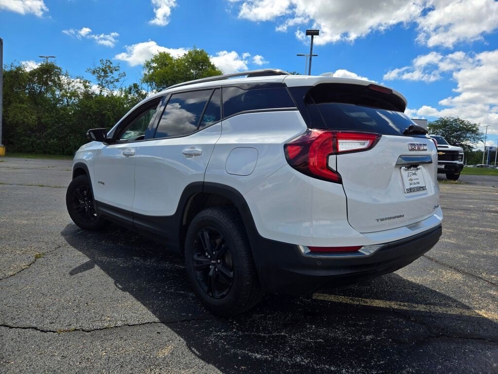 2023 GMC Terrain AT4