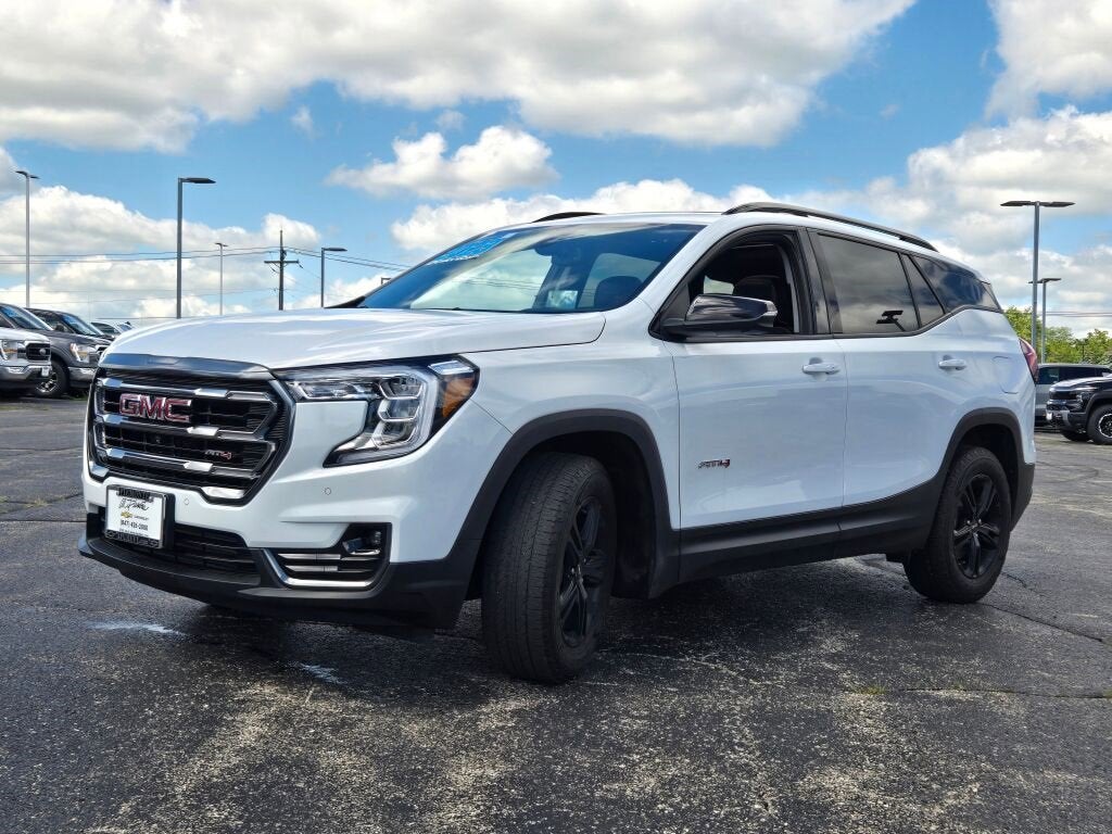 2023 GMC Terrain AT4