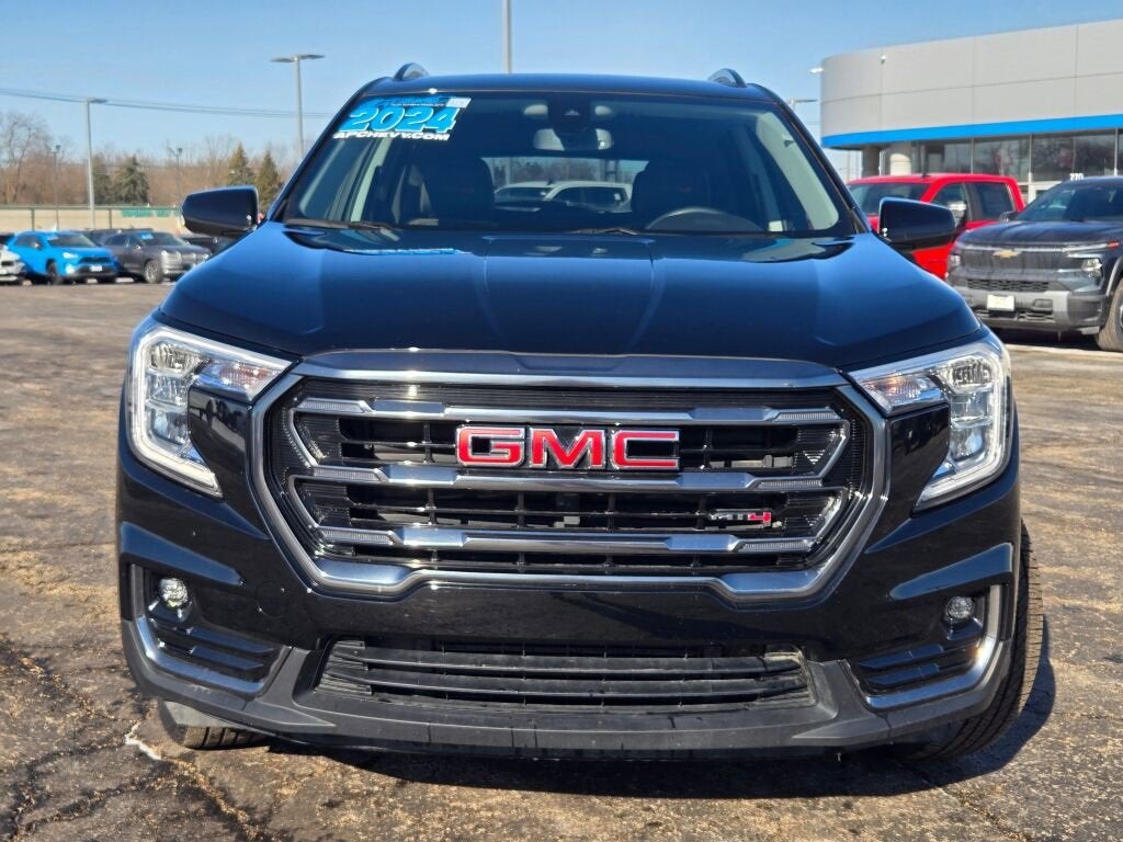 2024 GMC Terrain AT4