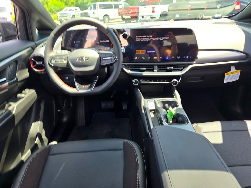 2025 Chevrolet Equinox EV RS