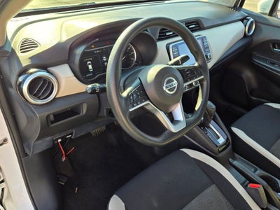 2022 Nissan Versa SV