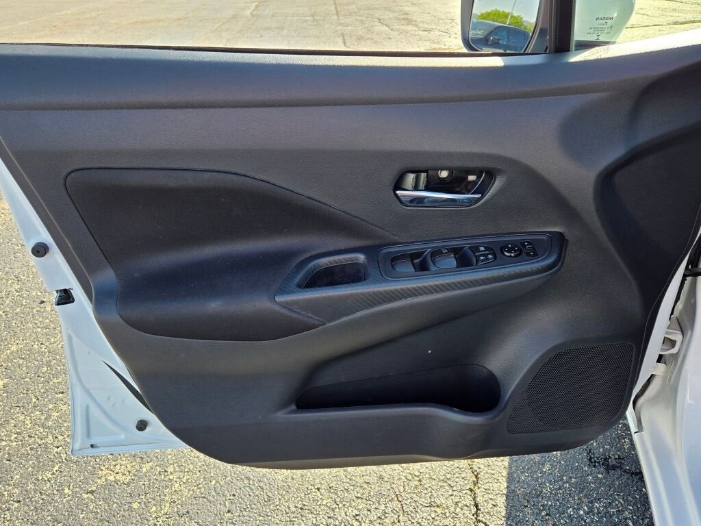 2022 Nissan Versa SV