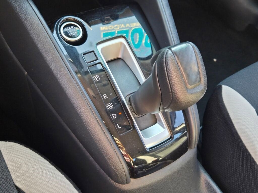 2022 Nissan Versa SV