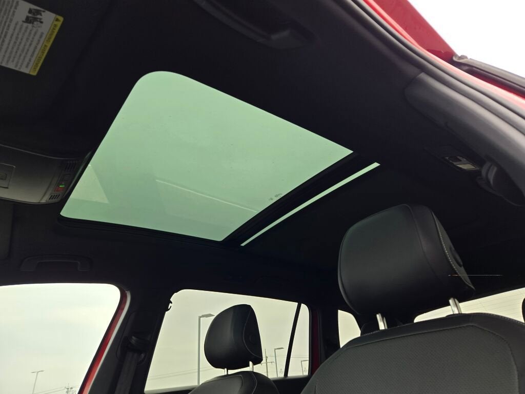 2024 Volkswagen Tiguan 2.0T SEL R-Line