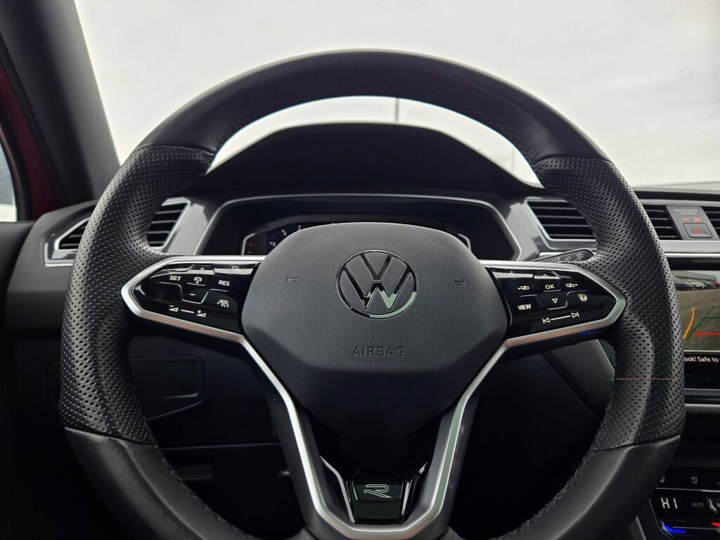 2024 Volkswagen Tiguan 2.0T SEL R-Line