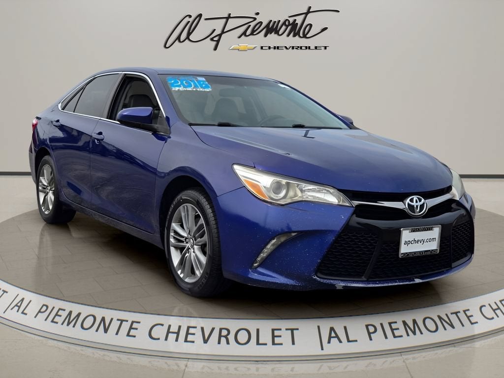 2016 Toyota Camry SE