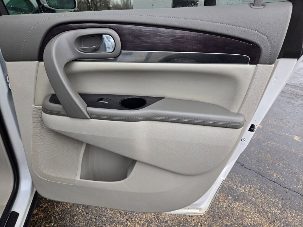 2017 Buick Enclave Leather