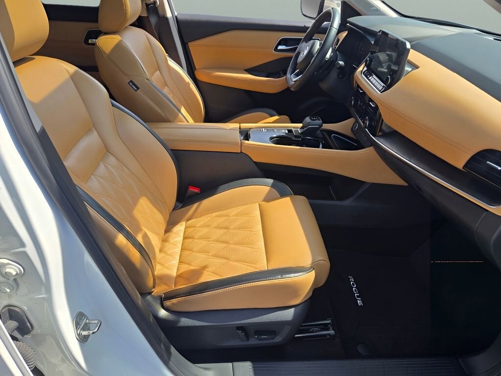 2021 Nissan Rogue Platinum FWD