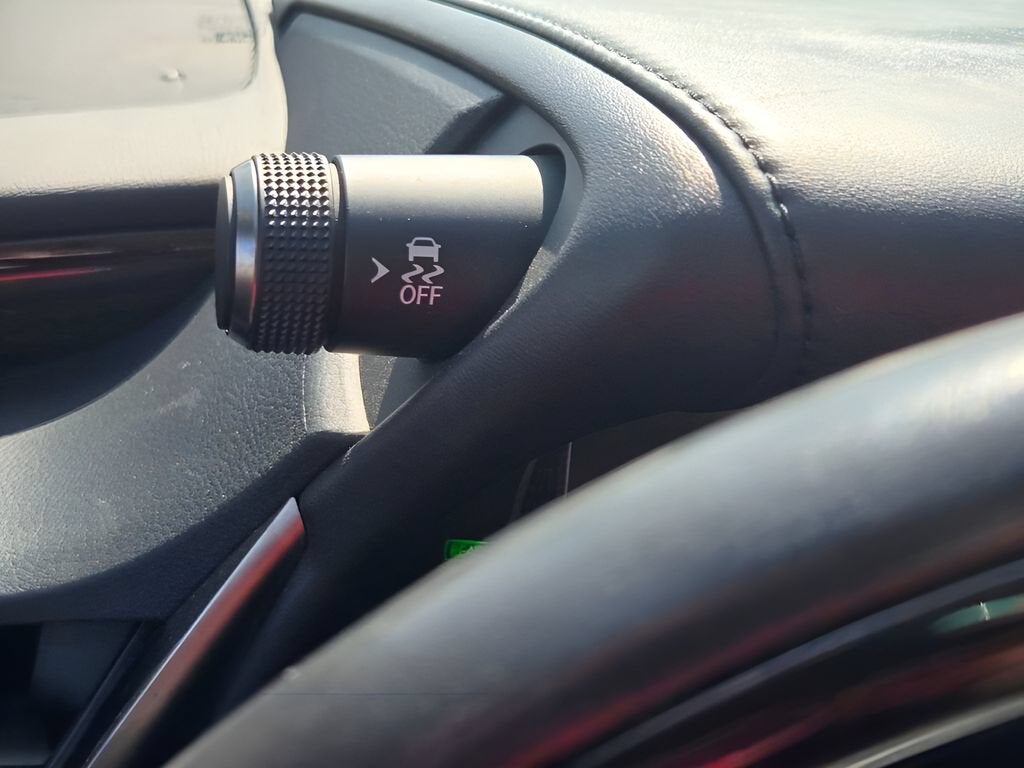 2019 Lexus ES 300h Luxury