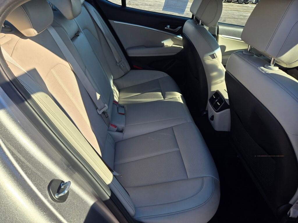 2023 Genesis G70 2.0T AWD