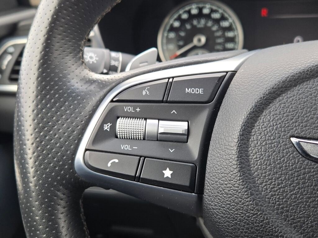 2023 Genesis G70 2.0T AWD