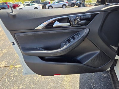 2018 INFINITI QX30 Premium