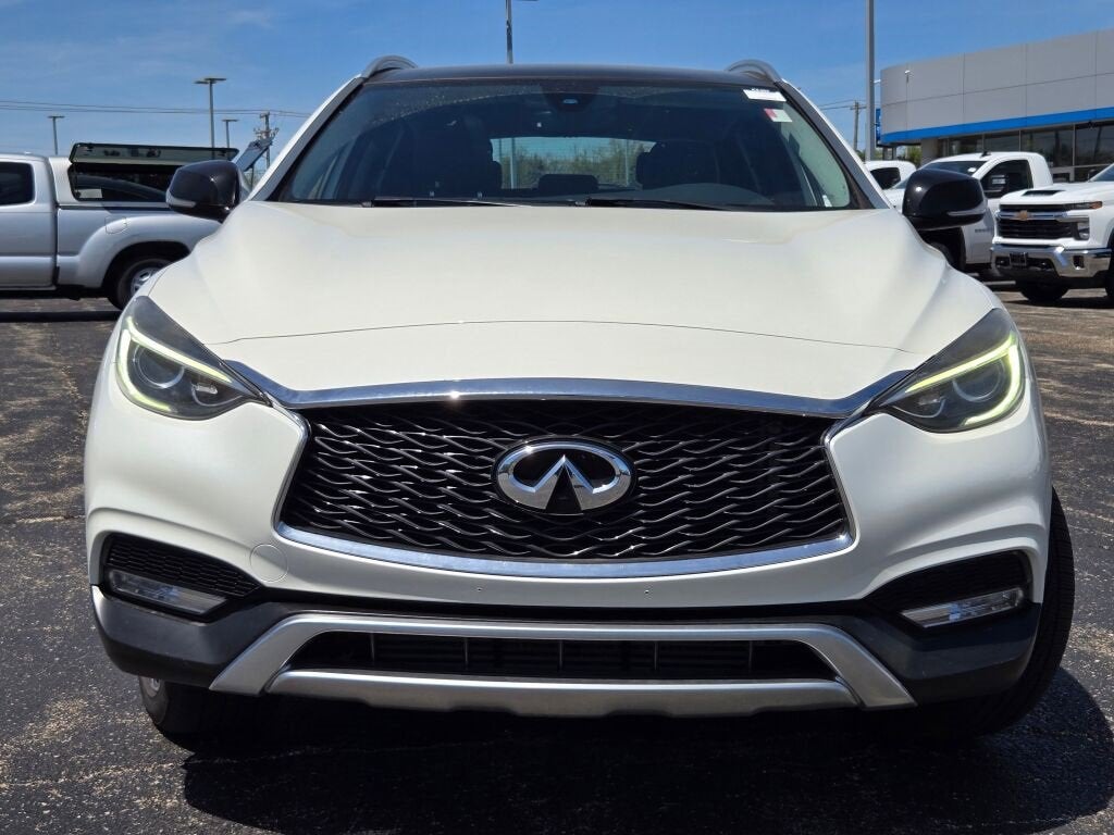 2018 INFINITI QX30 Premium