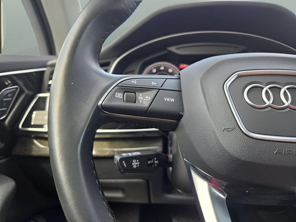 2022 Audi Q7 Premium Plus 55 TFSI quattro Tiptronic