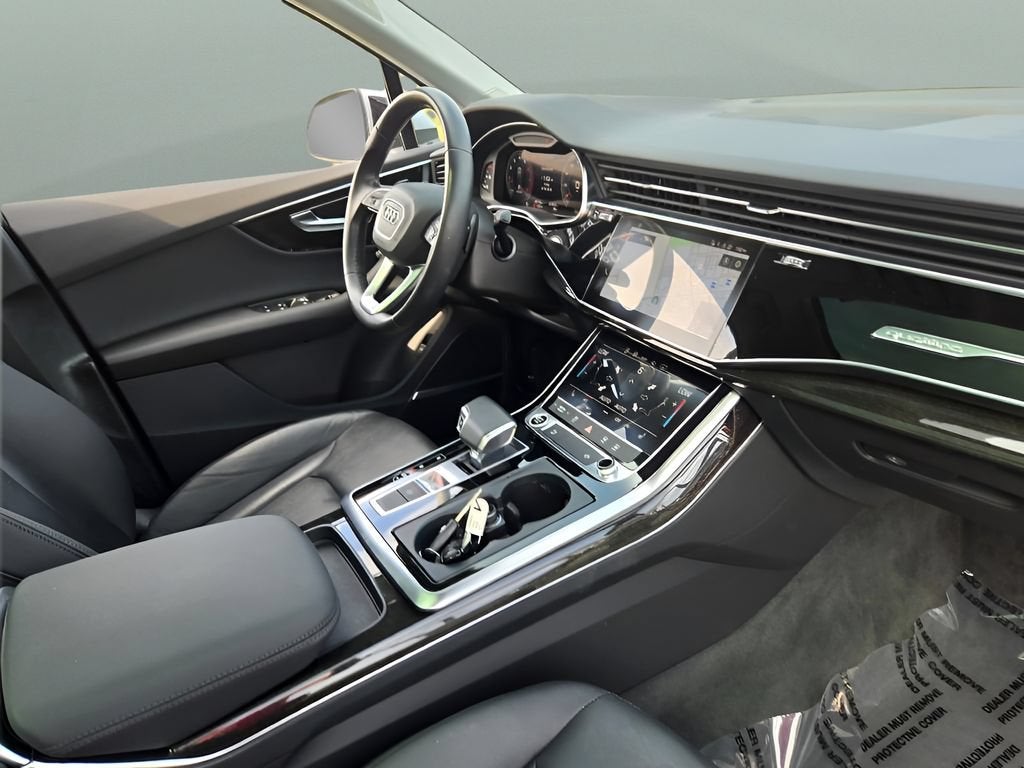 2022 Audi Q7 Premium Plus 55 TFSI quattro Tiptronic