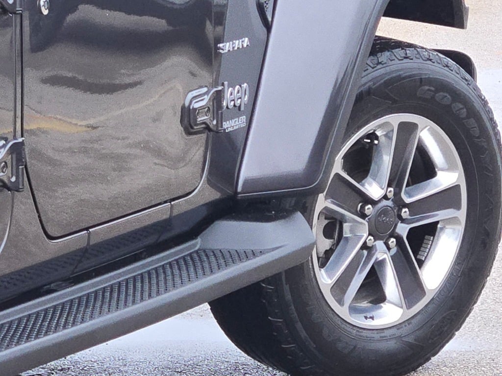 2022 Jeep Wrangler Unlimited Sahara