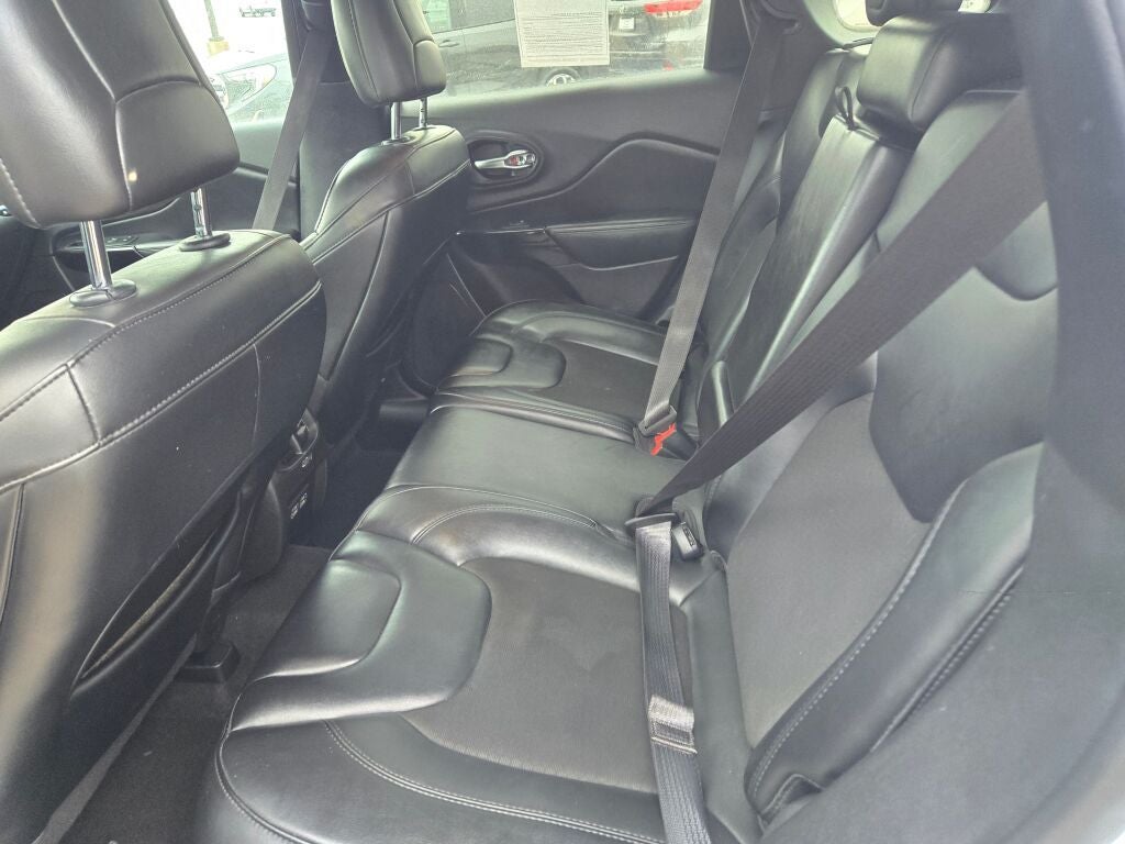 2021 Jeep Cherokee Altitude