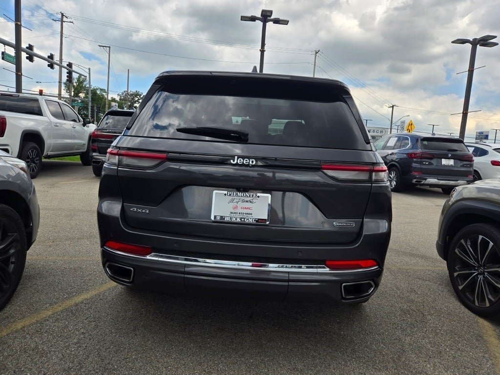 2022 Jeep Grand Cherokee Overland