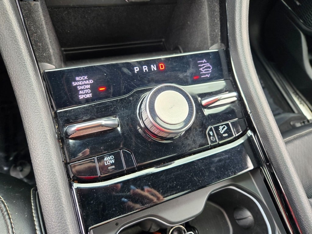 2022 Jeep Grand Cherokee Overland