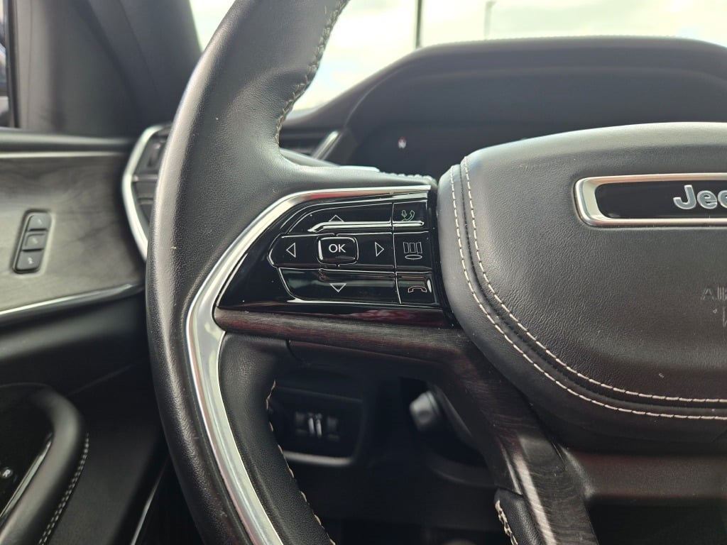 2022 Jeep Grand Cherokee Overland