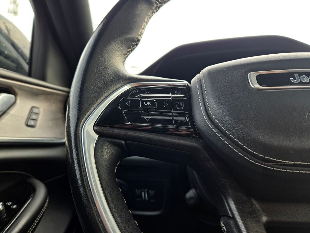 2022 Jeep Grand Cherokee Overland