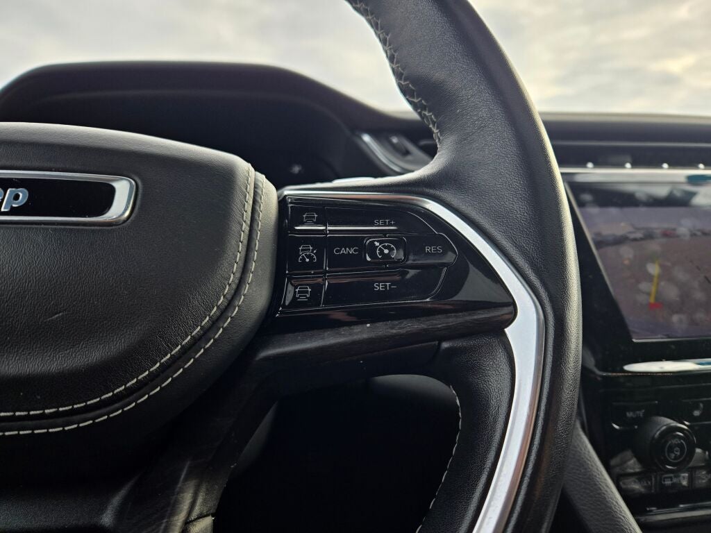 2022 Jeep Grand Cherokee Overland