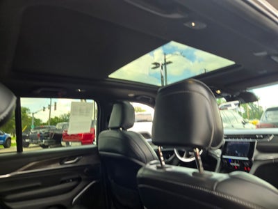 2022 Jeep Grand Cherokee Overland