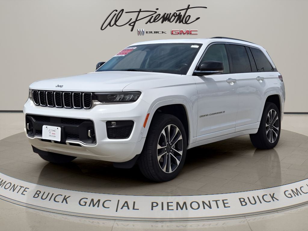 2022 Jeep Grand Cherokee Overland